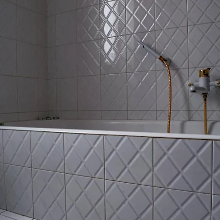 Spacious Apartament Near S. Peter! 度假居 *