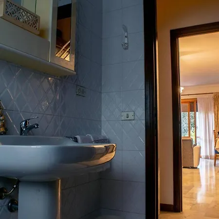 Spacious Apartament Near S. Peter!